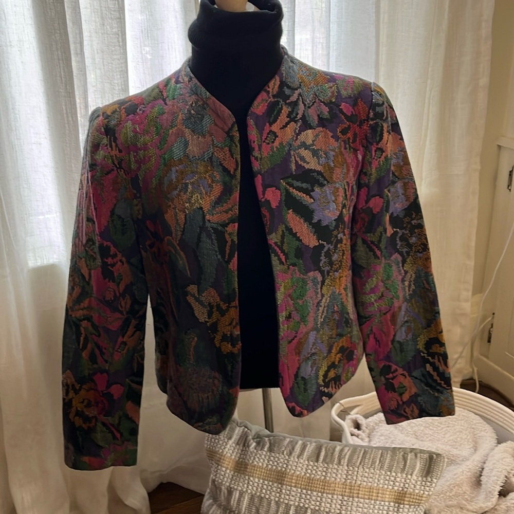 Vintage Gregge Sport Women’s Cropped Open Blazer /Jacket.